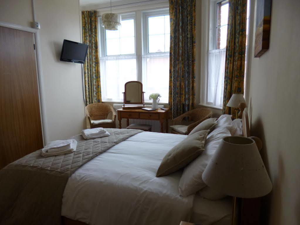 Beamsley Lodge B&B Torneo de Torneo de Eastbourne Exterior foto